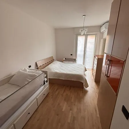 Itm Lakeside * Лекко
